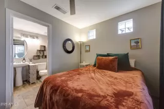 Photo #2: 6863966 Listing