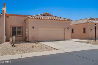 Photo #1: 6863999 Listing 