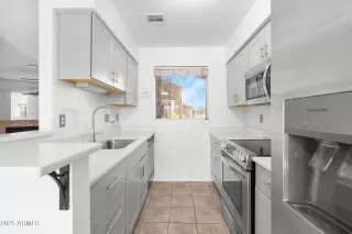 Photo #2: 6864079 Listing 