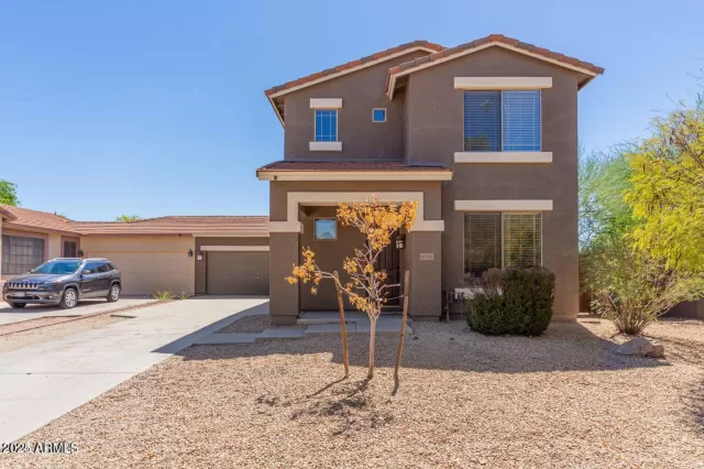 MLS: 6864254 Condo For Sale