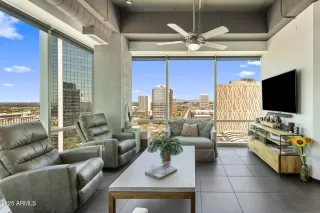 Photo #2: 6864270 Listing