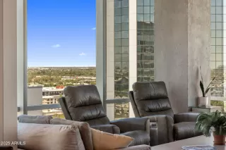 Photo #4: 6864270 Listing