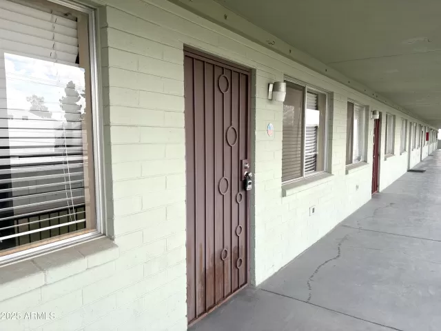 MLS: 6864294 Condo For Sale