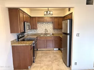 Photo #4: 6864294 Listing 