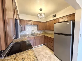 Photo #5: 6864294 Listing 