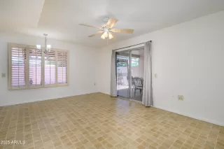 Photo #6: 6864408 Listing