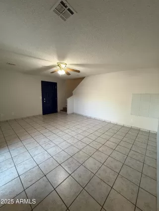 Photo #2: 6864535 Listing 