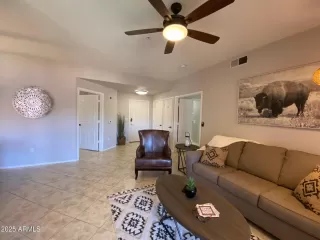 Photo #3: 6864540 Listing