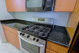 Photo #5: 6864557 Listing