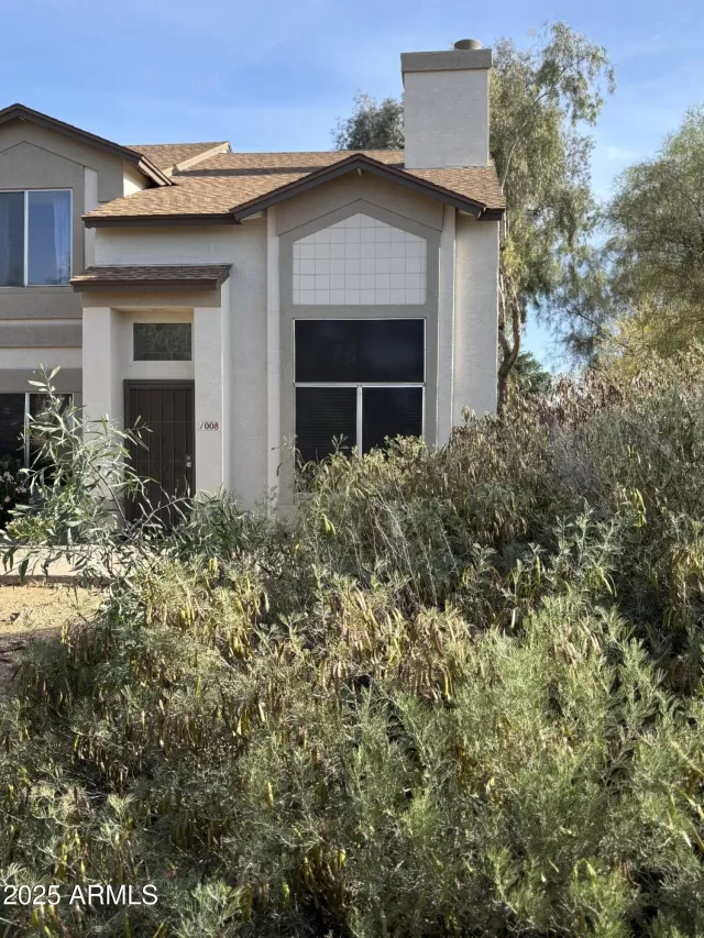 MLS: 6864648 Condo For Sale