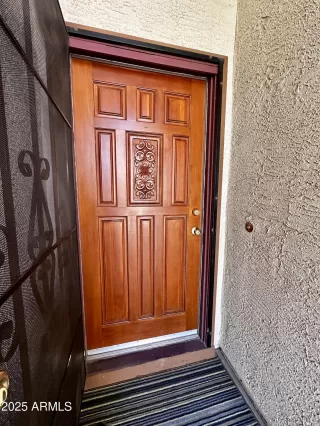 Photo #2: 6864796 Listing