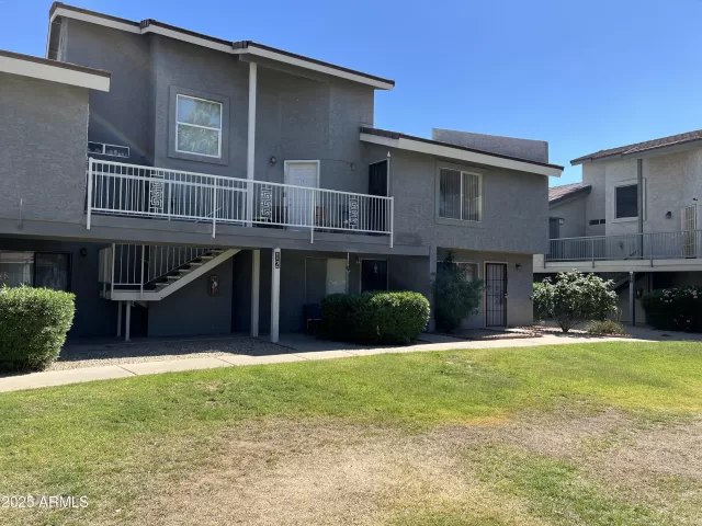 MLS: 6864813 Condo For Sale