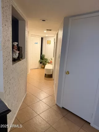 Photo #2: 6865035 Listing 