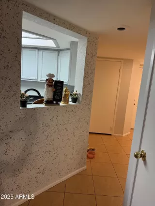 Photo #3: 6865035 Listing 