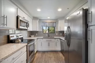 Photo #4: 6865140 Listing 