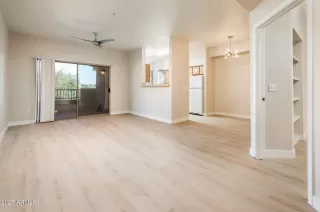 Photo #3: 6865200 Listing 