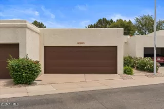 Click for more information on MLS # 6865324 : 11633 N 40TH WAY More Details about MLS # 6865324 : 11633 N 40TH WAY