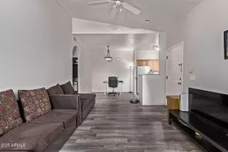 Photo #3: 6865369 Listing 