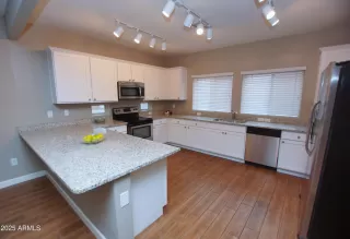 Photo #4: 6865463 Listing