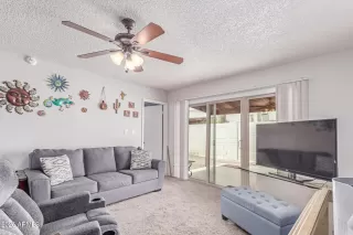 Photo #5: 6865486 Listing