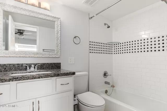 MLS: 6865487 Condo For Sale