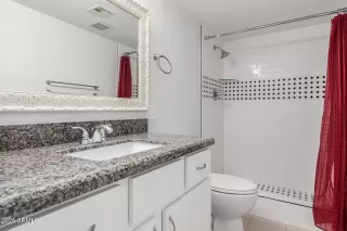 Photo #5: 6865487 Listing 
