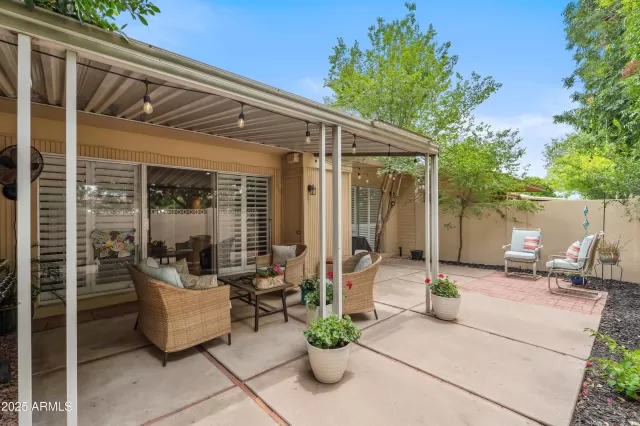 MLS: 6865493 Condo For Sale