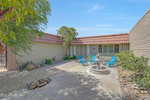 MLS: 6865524 Condo For Sale