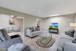 Photo #3: 6865524 Listing