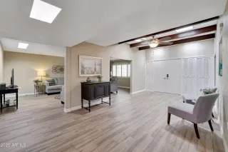 Photo #6: 6865524 Listing