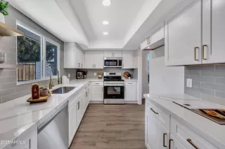 Photo #5: 6865541 Listing