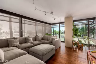 Photo #2: 6865780 Listing