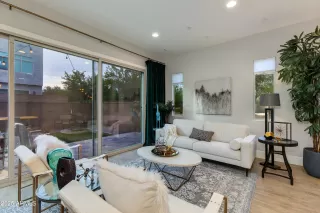 Photo #2: 6865961 Listing