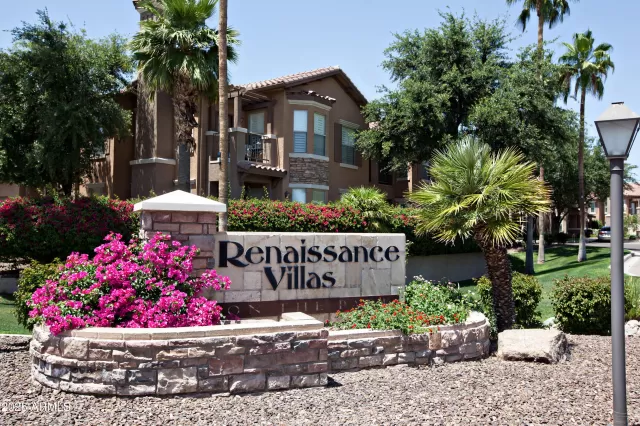 MLS: 6865974 Condo For Sale
