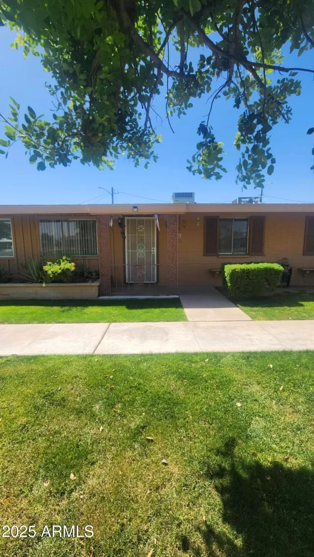 MLS: 6866049 Condo For Sale
