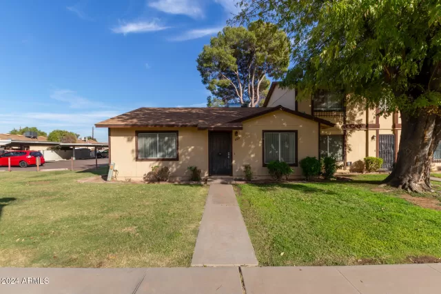 MLS: 6866286 Condo For Sale