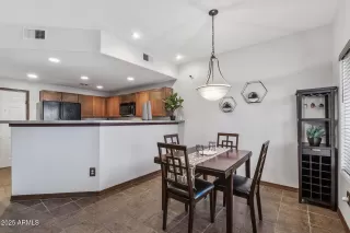 Photo #5: 6866579 Listing 