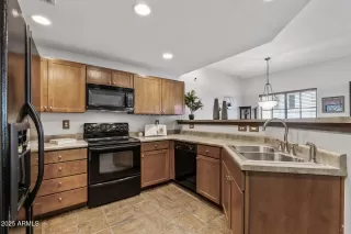 Photo #6: 6866579 Listing 
