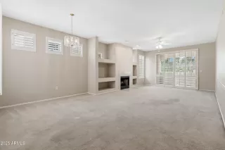 More Details about MLS # 6866824 : 1747 E NORTHERN AVENUE#104