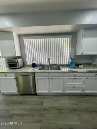 Photo #3: 6867162 Listing 