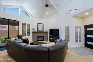 Photo #2: 6867192 Listing 