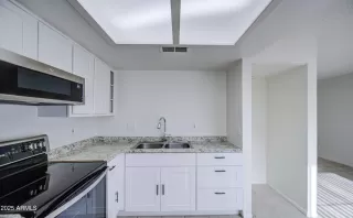 Photo #3: 6867304 Listing 