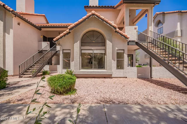 MLS: 6867341 Condo For Sale