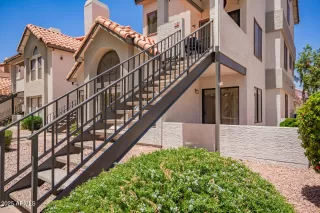 Photo #2: 6867341 Listing