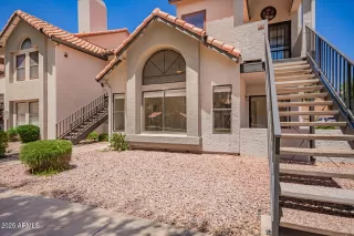 Photo #3: 6867341 Listing