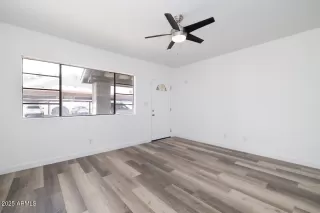 Photo #2: 6867531 Listing