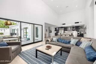 Photo #4: 6867534 Listing 