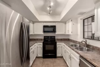 Photo #6: 6867861 Listing