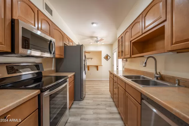 MLS: 6868009 Condo For Sale