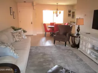 Photo #6: 6868056 Listing 